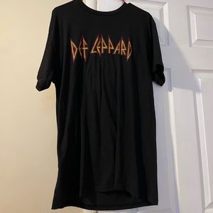 Def leppard shirt